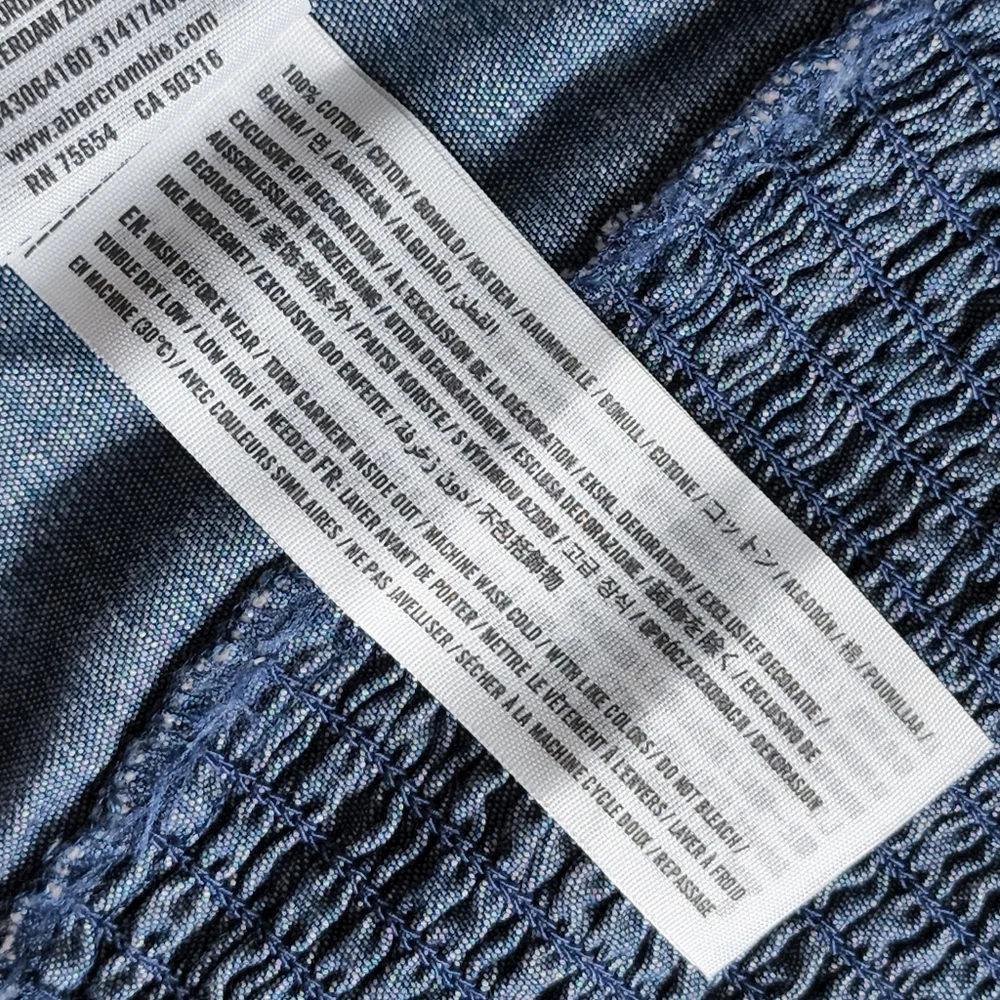 Hollister blue jean cropped top size XS new - Picture 5 of 7